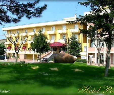 Castelnovo di Sotto Hotel Poli מראה חיצוני תמונה