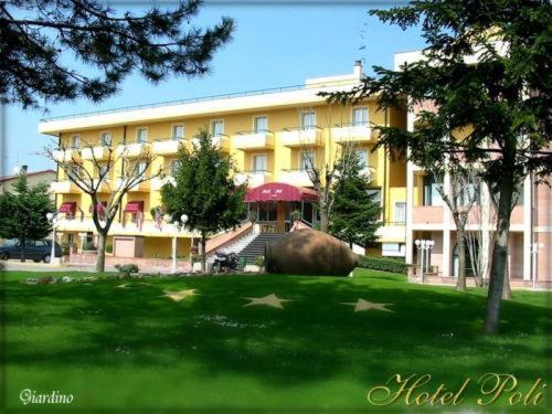 Castelnovo di Sotto Hotel Poli מראה חיצוני תמונה