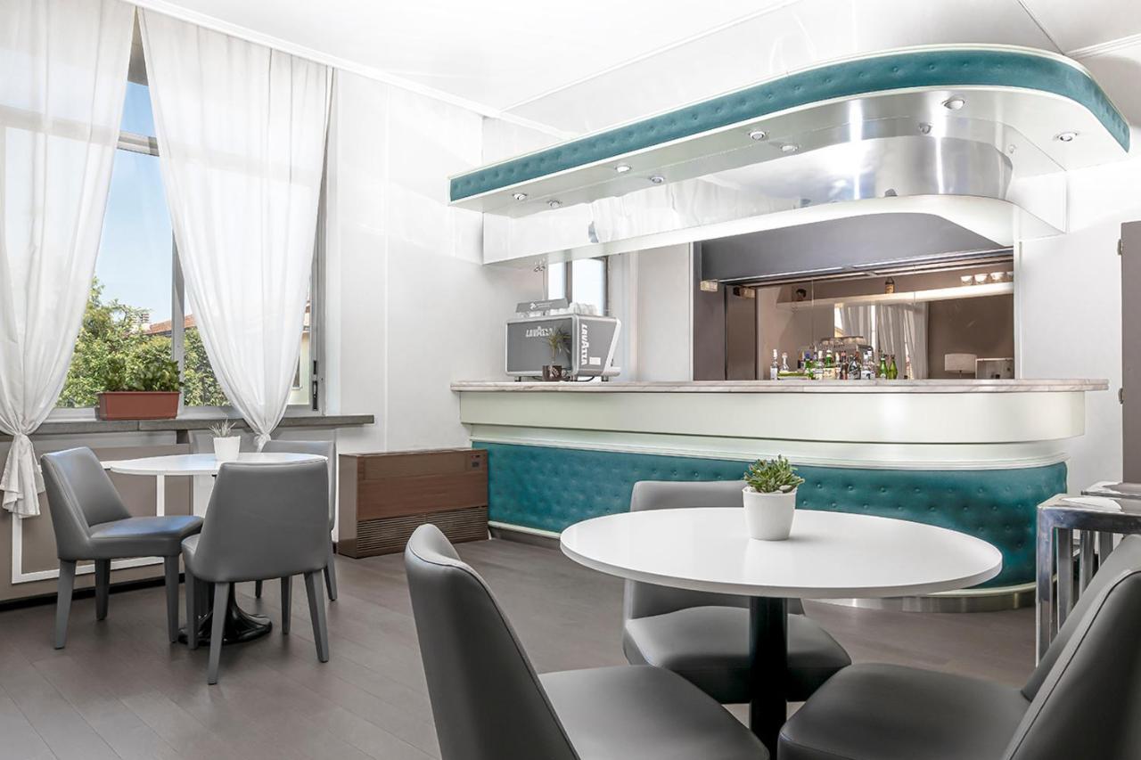 Castelnovo di Sotto Hotel Poli מראה חיצוני תמונה